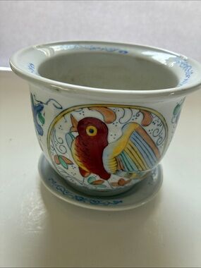 Vintage WBI Chinese Porcelain Decorative Bird Ceramic Planter Pot